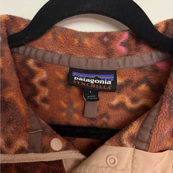 2022 Patagonia Women’s Synchilla Snap T-Fleece Pullover - Picture 3 of 7